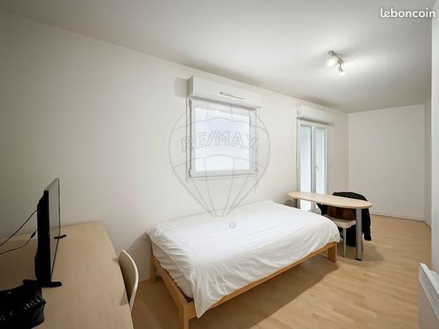 Studio 1 pièce 18 m²