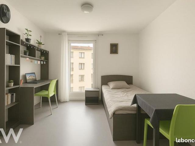 Studio 1 pièce 18 m²