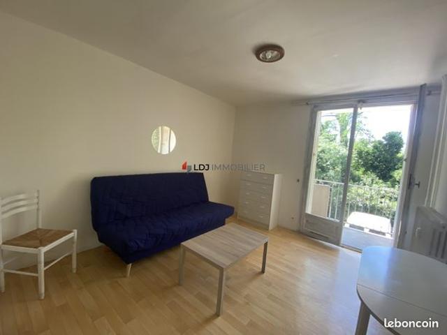 Studio 1 pièce 18 m²