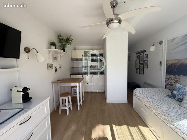 Studio 1 pièce 18 m²