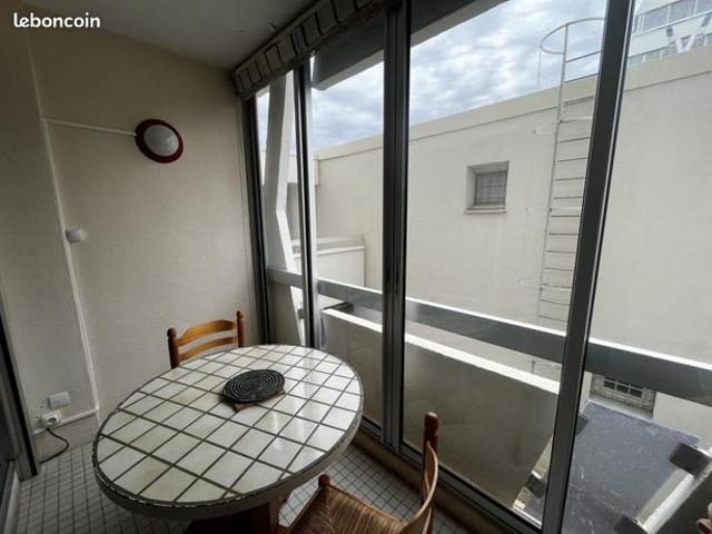 Studio 1 pièce 18 m²