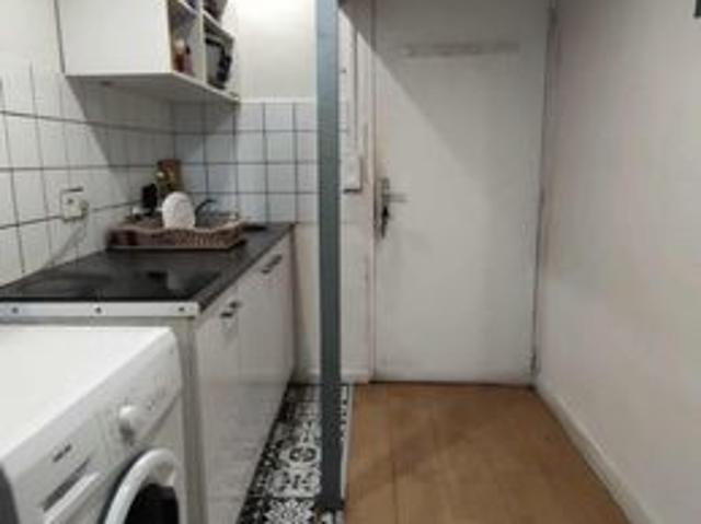 Studio 1 pièce 18 m²