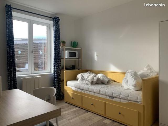 Studio 1 pièce 18 m²
