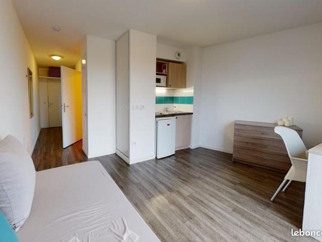 Studio 1 pièce 18 m²