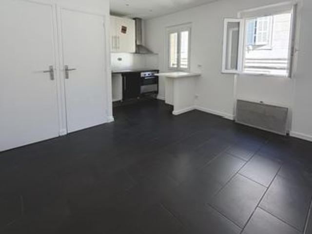 Studio 1 pièce 18 m²