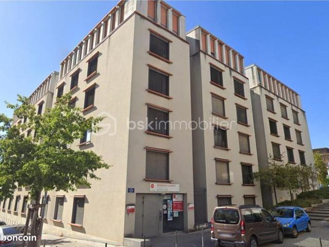 Studio 1 pièce 18 m²