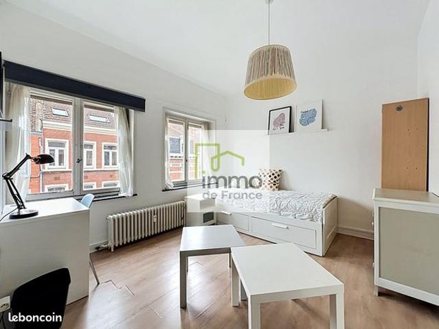 Studio 1 pièce 18 m²