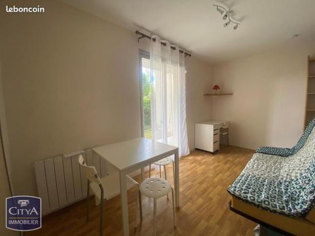 Studio 1 pièce 18 m²
