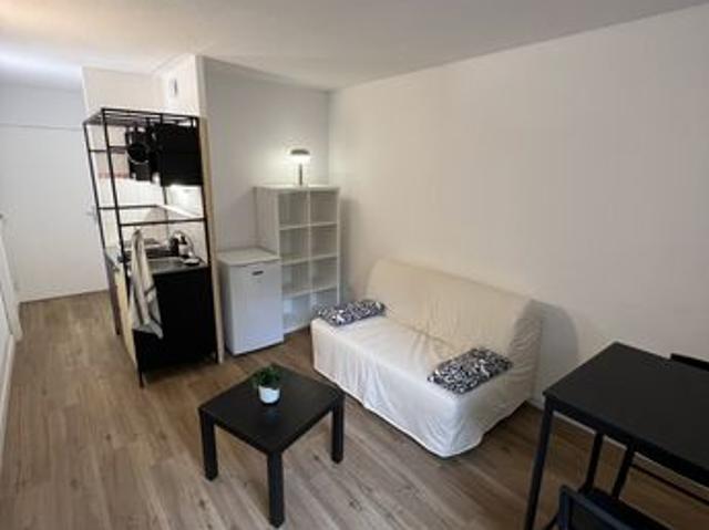 Studio 1 pièce 18 m²