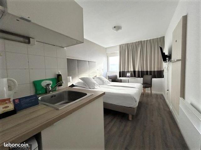 Studio 1 pièce 18 m²
