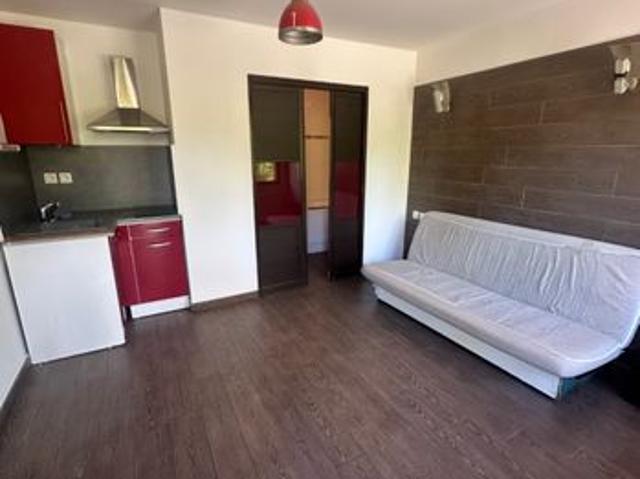 Studio 1 pièce 18 m²