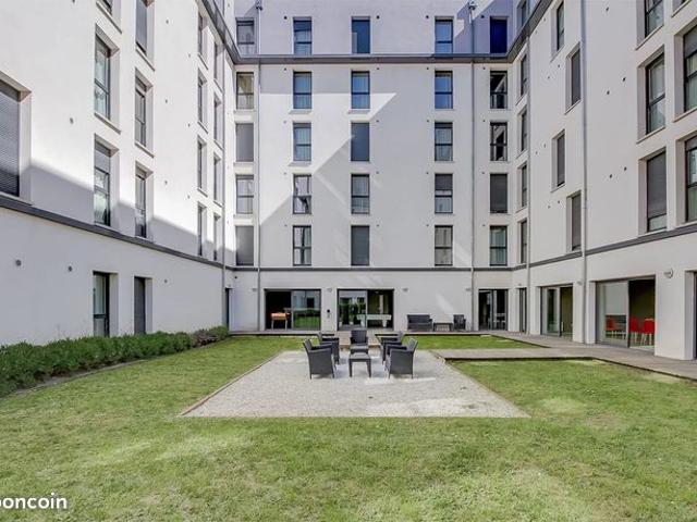 Studio 1 pièce 18 m²