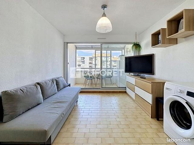 Studio 1 pièce 18 m²