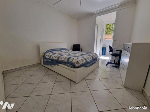 Studio 1 pièce 18 m²