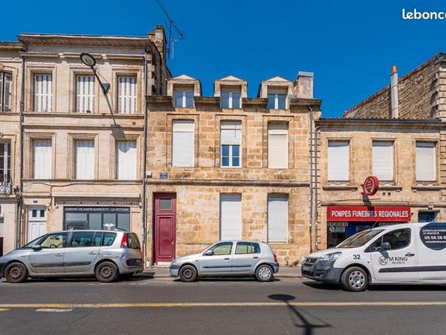 Studio 1 pièce 18 m²