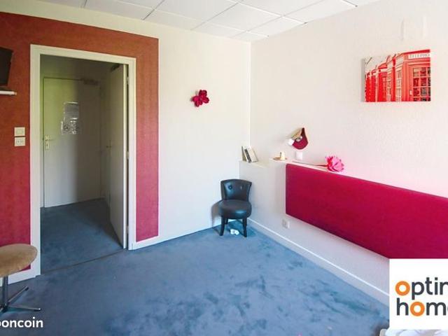Studio 1 pièce 18 m²