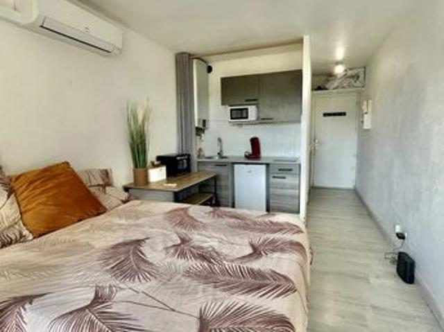 Studio 1 pièce 18 m²