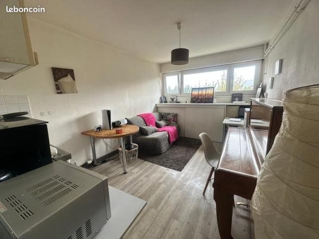 Studio 1 pièce 18 m²