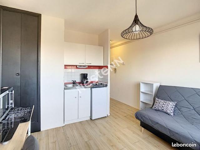 Studio 1 pièce 18 m²