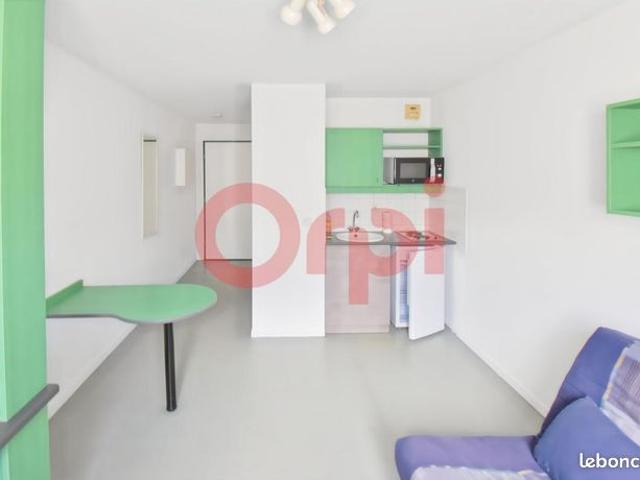 Studio 1 pièce 18 m²