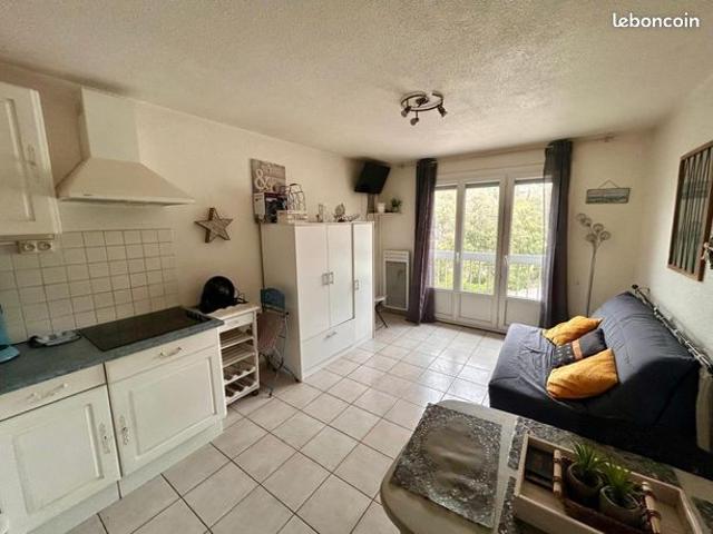 Studio 1 pièce 18 m²