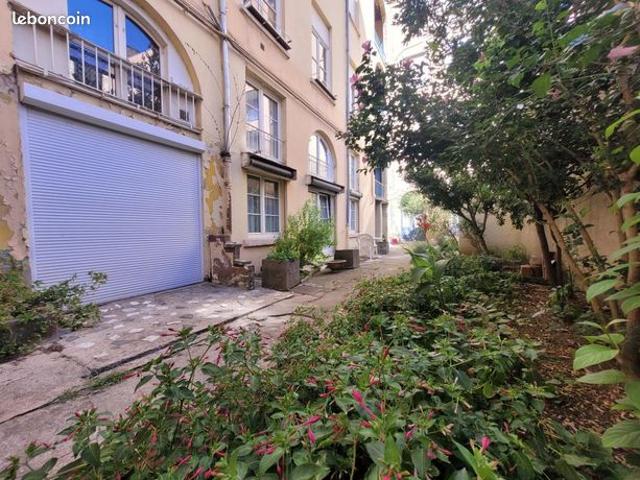 Studio 1 pièce 18 m²