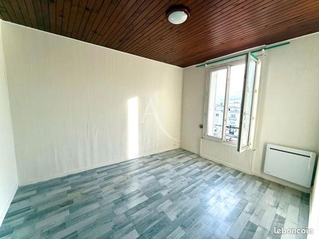 Studio 1 pièce 18 m²