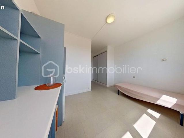 Studio 1 pièce 18 m²