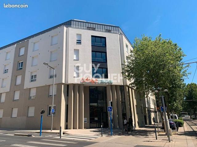 Studio 1 pièce 18 m²