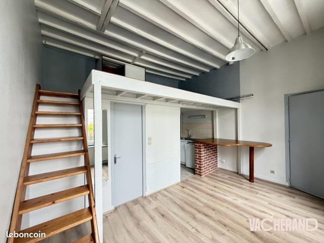 Studio 1 pièce 18 m²