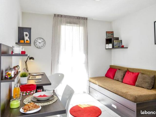 Studio 1 pièce 18 m²