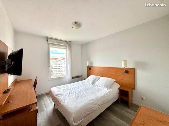 Studio 1 pièce 18 m²