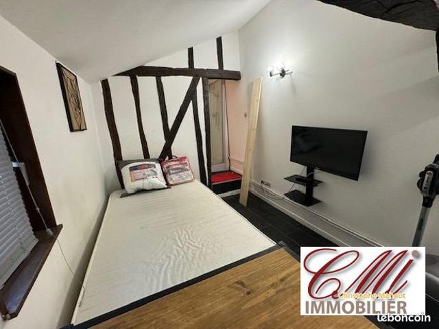 Studio 1 pièce 18 m²