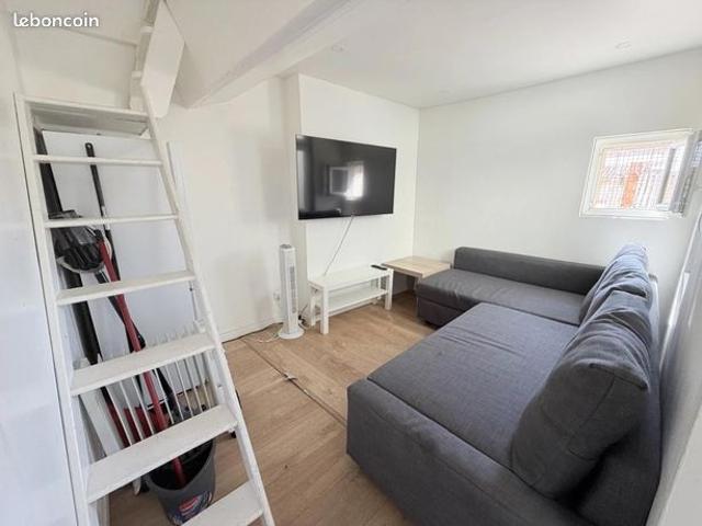 Studio 1 pièce 18 m²