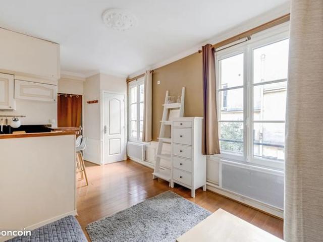 Studio 1 pièce 18 m²
