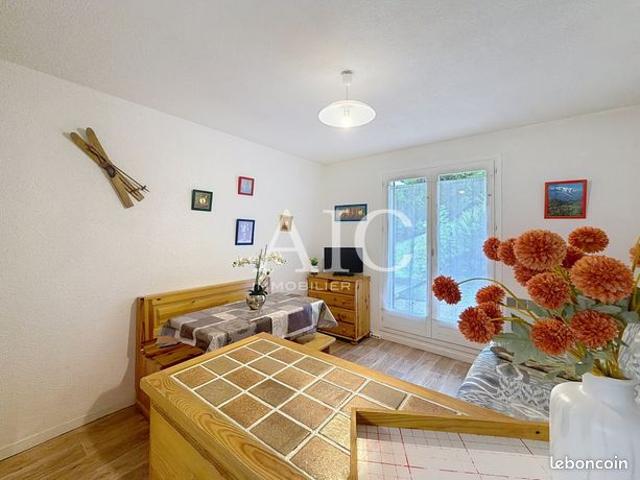 Studio 1 pièce 18 m²