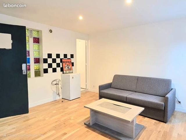 Studio 1 pièce 18 m²