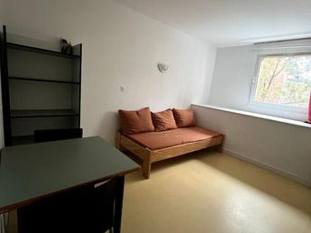 Studio 1 pièce 18 m²