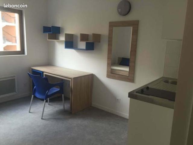 Studio 1 pièce 18 m²