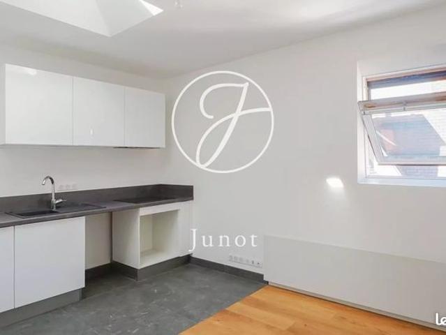 Studio 1 pièce 18 m²