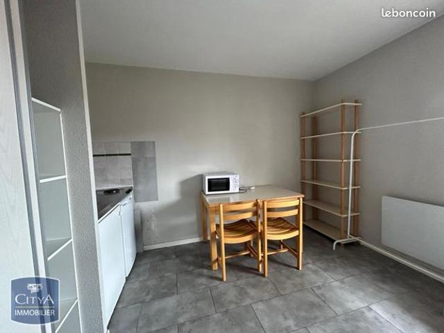 Studio 1 pièce 18 m²
