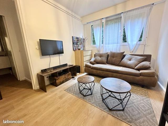 Studio 1 pièce 18 m²