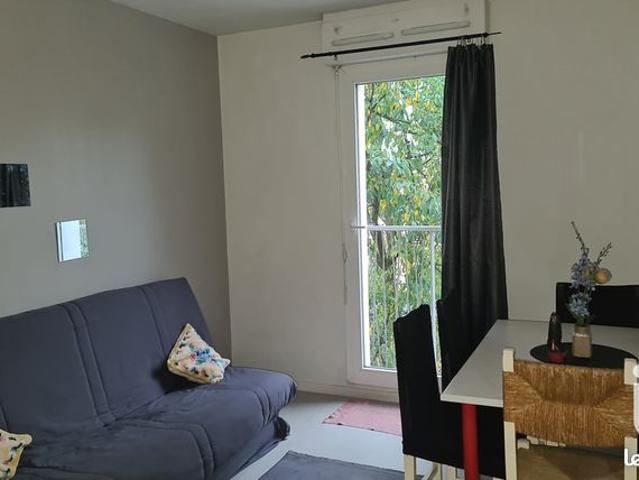 Studio 1 pièce 18 m²