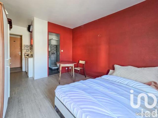 Studio 1 pièce 18 m²