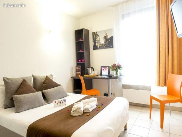 Studio 1 pièce 18 m²