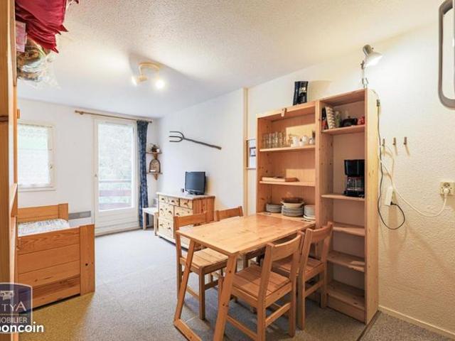 Studio 1 pièce 18 m²