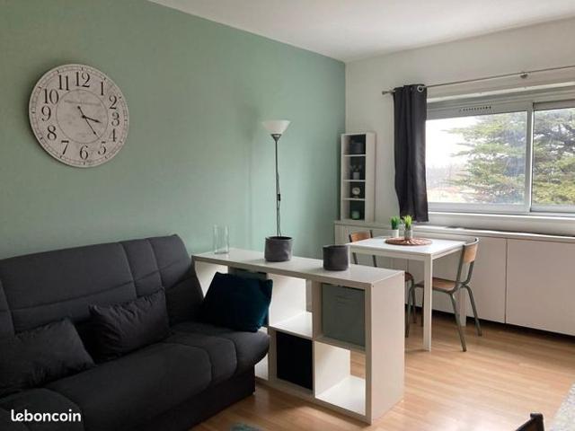 Studio 1 pièce 19 m²
