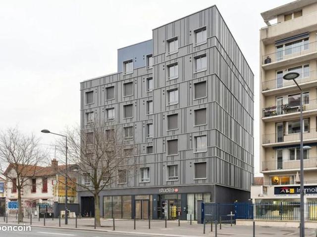 Studio 1 pièce 19 m²