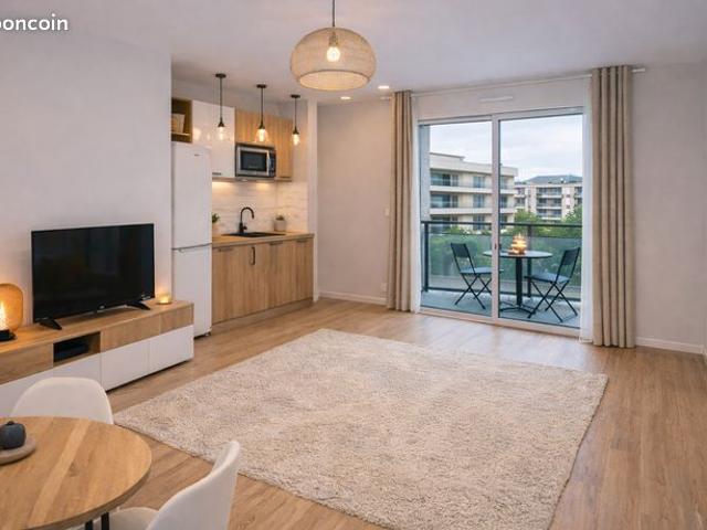 Studio 1 pièce 19 m²