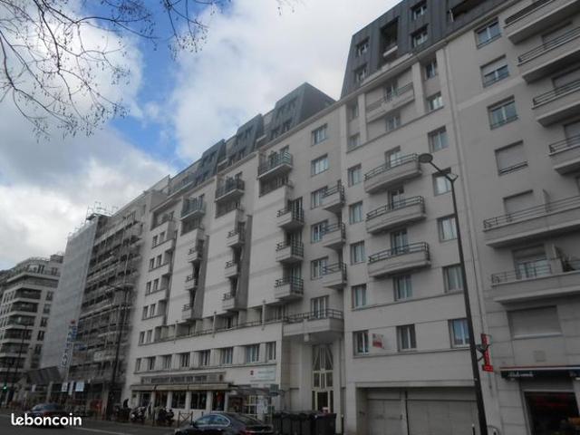 Studio 1 pièce 19 m²